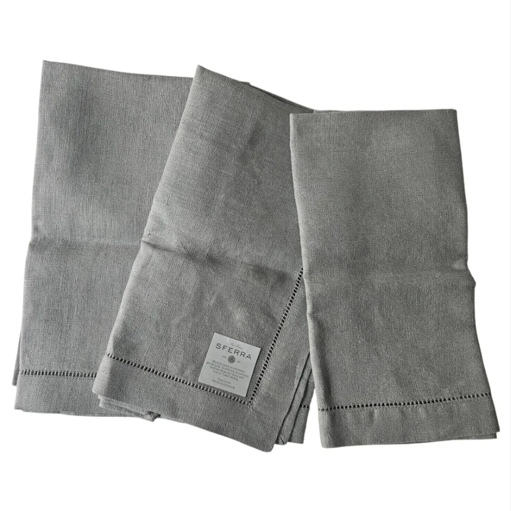 NWOT SFERRA Festival Gray 100% Linen Napkins x 3